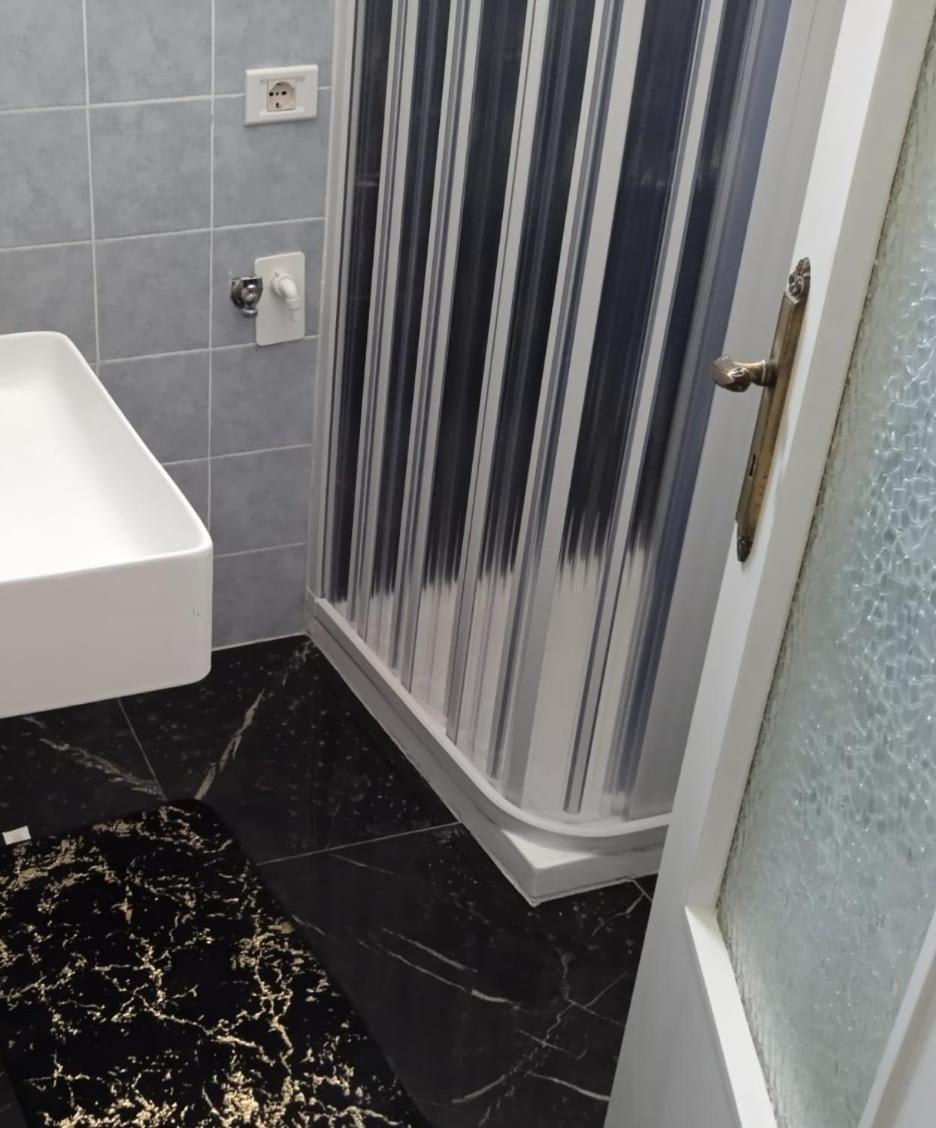 Casa Vacanza Nonna Emma Villa Lizzano  Kültér fotó