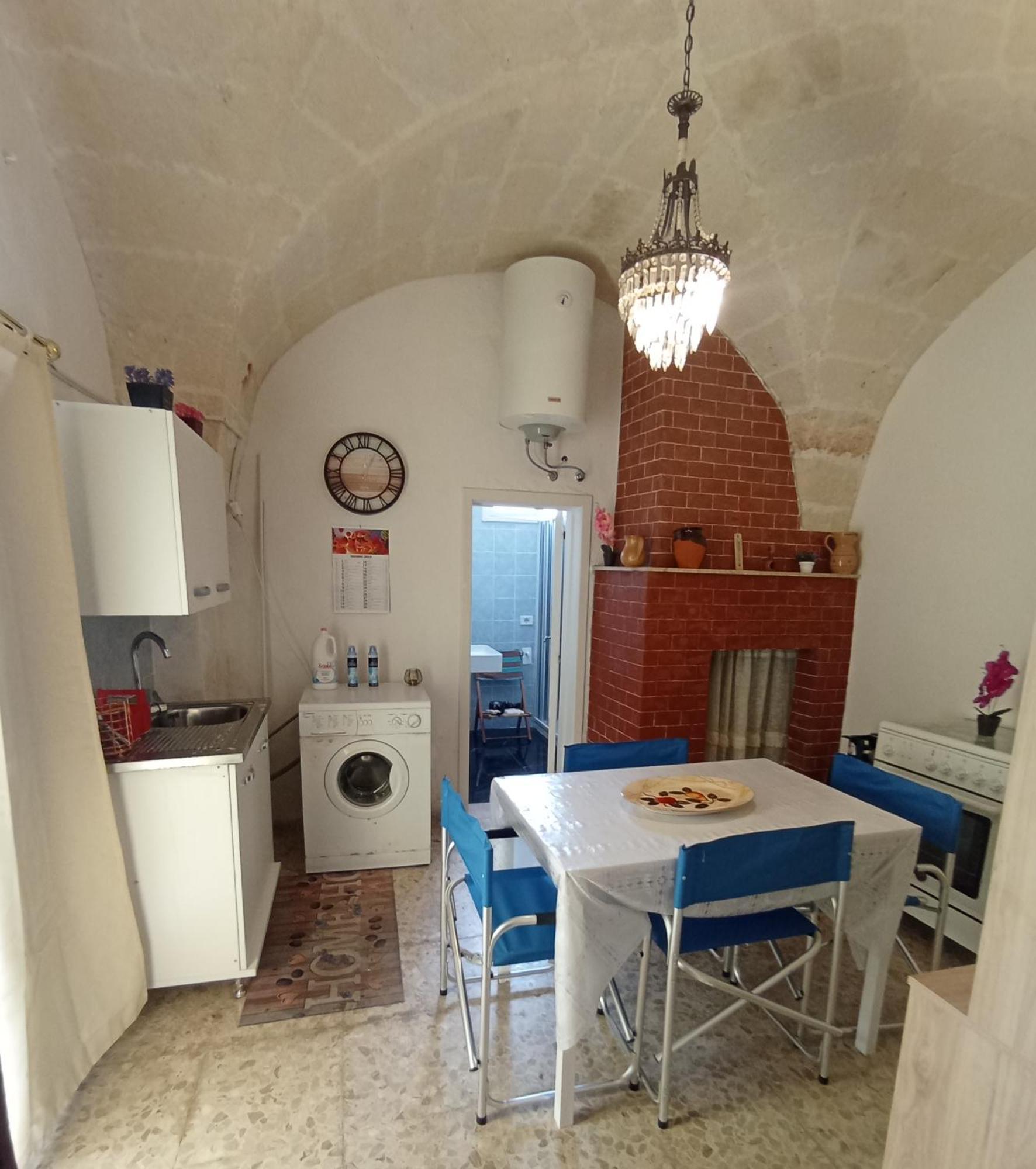 Casa Vacanza Nonna Emma Villa Lizzano  Kültér fotó